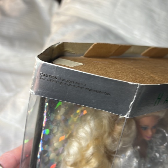 RARE RED BOTTOM HAPPY HOLIDAYS BARBIE SPECIAL EDITION VINTAGE 1992 DOLL - Picture 14 of 14